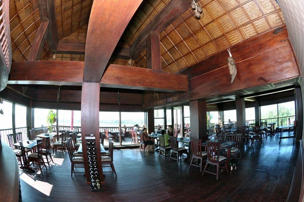 Sengtawan Riverside Hotel Vientiane Buitenkant foto