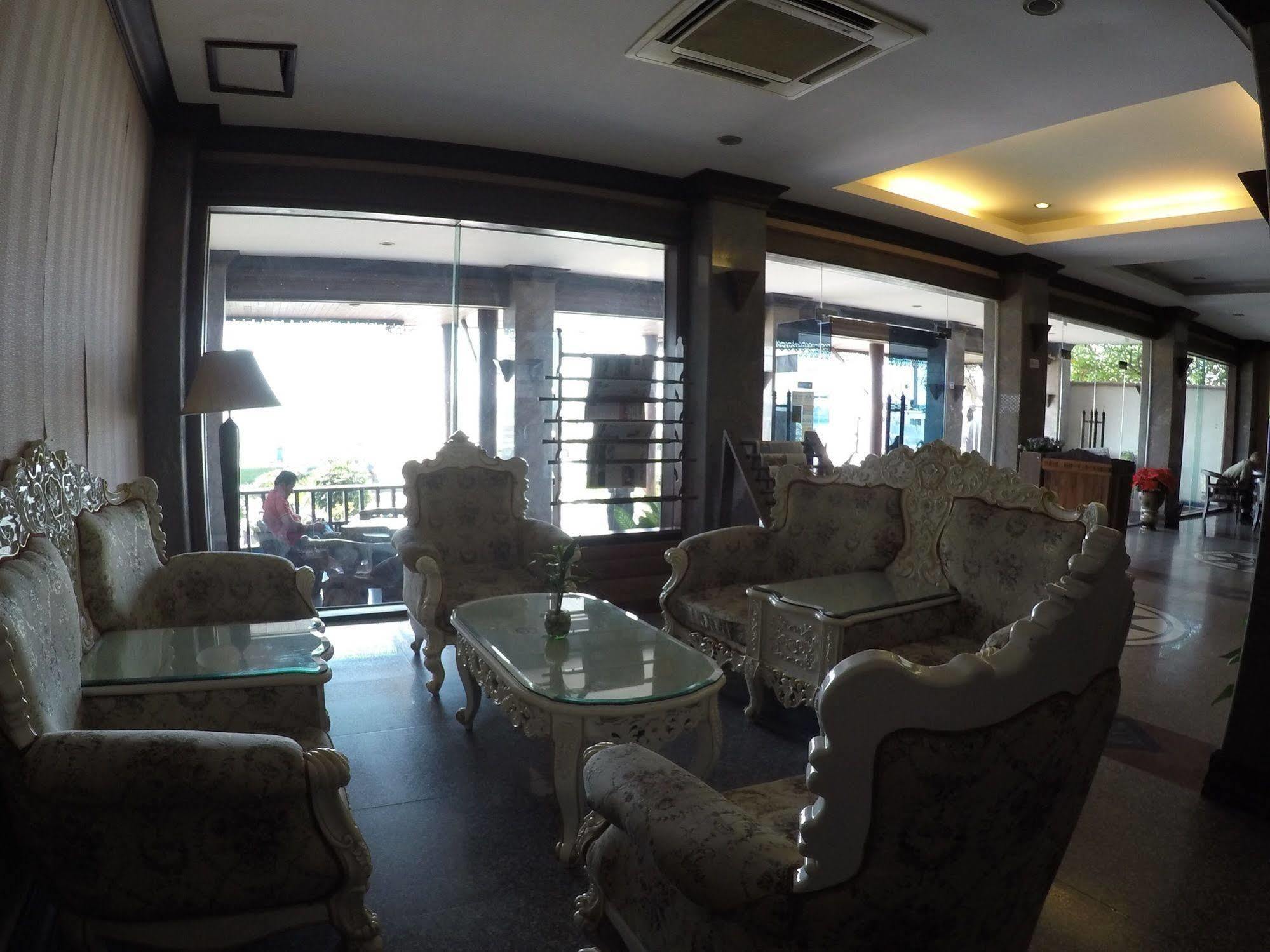 Sengtawan Riverside Hotel Vientiane Buitenkant foto
