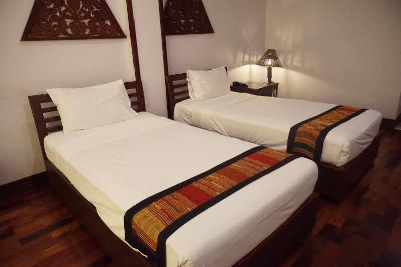 Sengtawan Riverside Hotel Vientiane Buitenkant foto