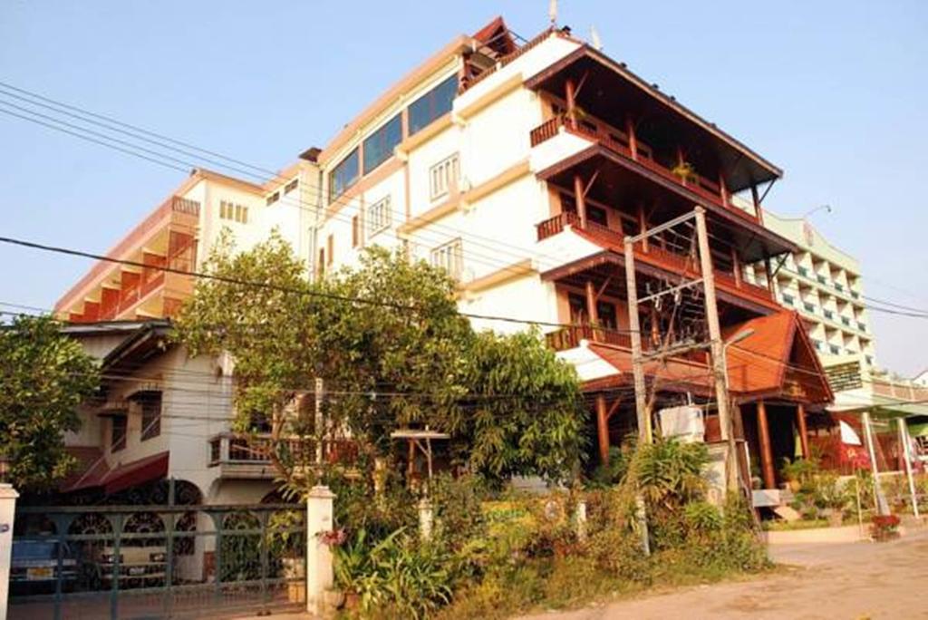 Sengtawan Riverside Hotel Vientiane Buitenkant foto
