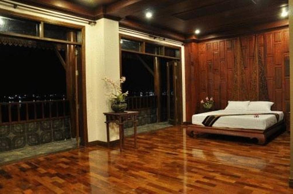 Sengtawan Riverside Hotel Vientiane Kamer foto